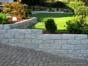 Granit Mauersteine grau